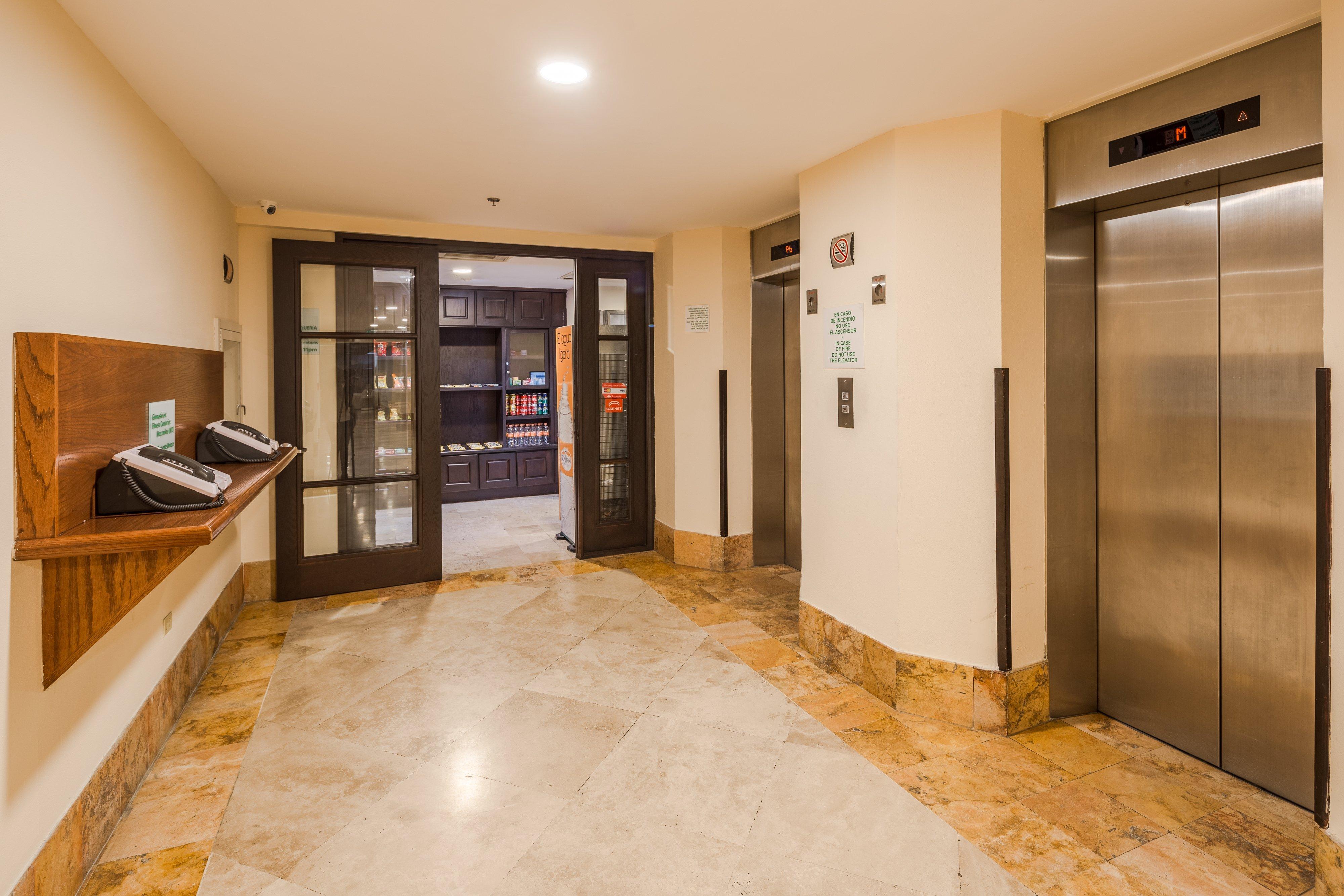 Holiday Inn Monterrey Valle By Ihg San Pedro Garza Garcia Exterior foto
