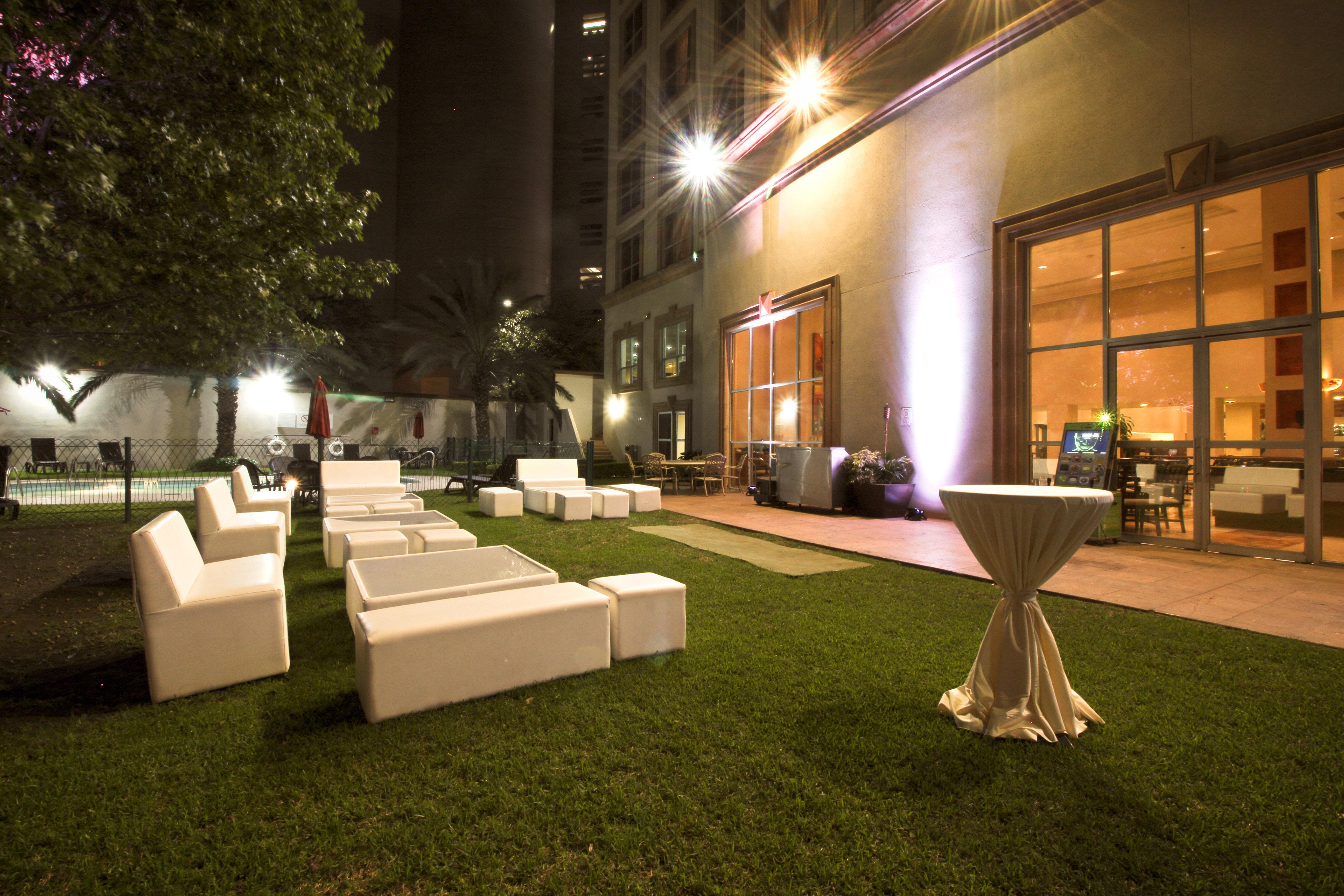 Holiday Inn Monterrey Valle By Ihg San Pedro Garza Garcia Exterior foto