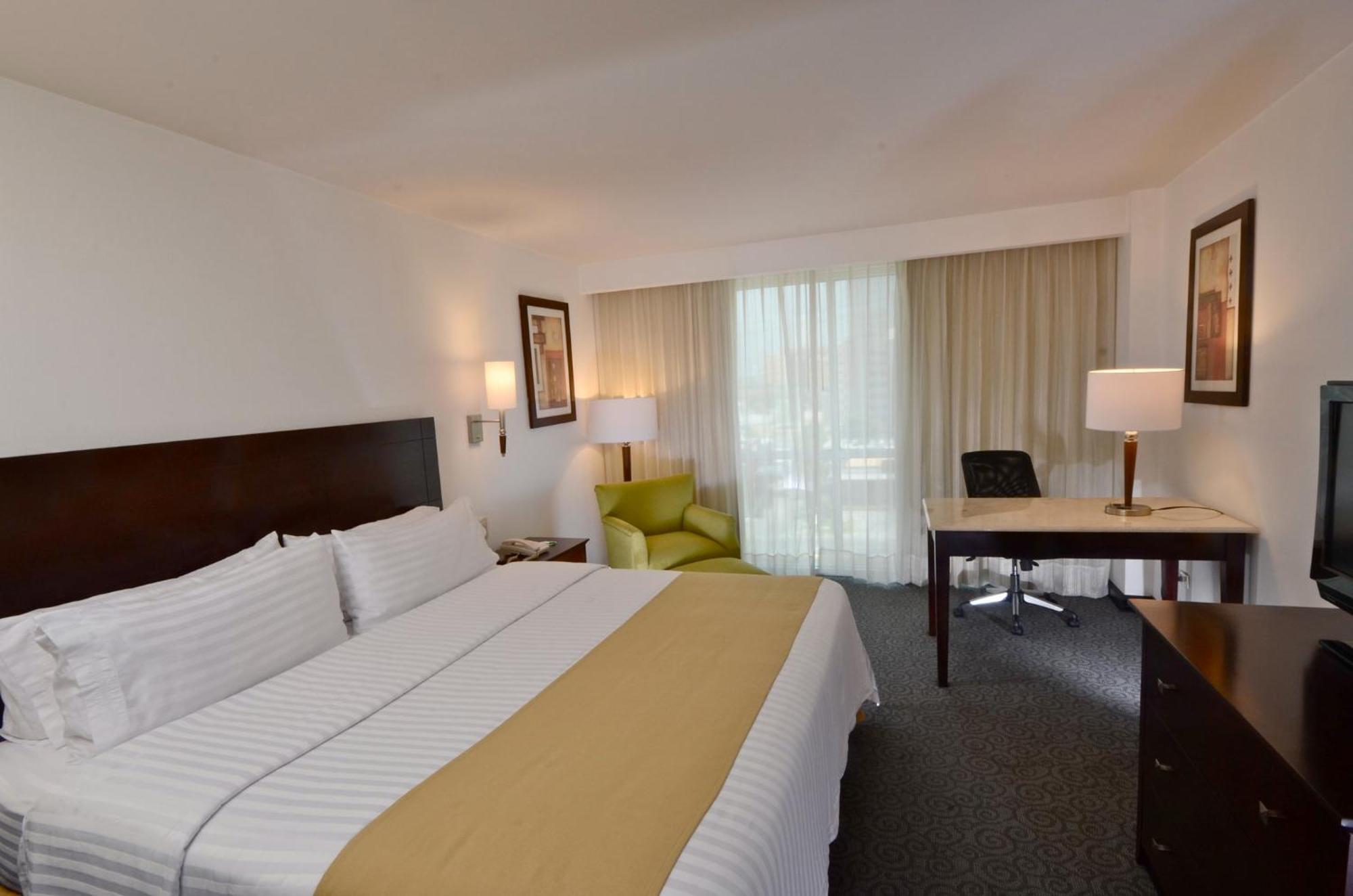 Holiday Inn Monterrey Valle By Ihg San Pedro Garza Garcia Exterior foto
